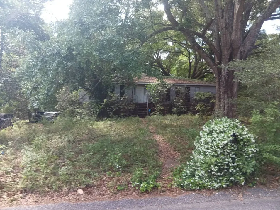 9855 Westward Dr Semmes, AL 36575, Mobile County