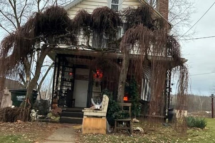 329 Earl Road Northwest Massillon, OH 44647, Stark County