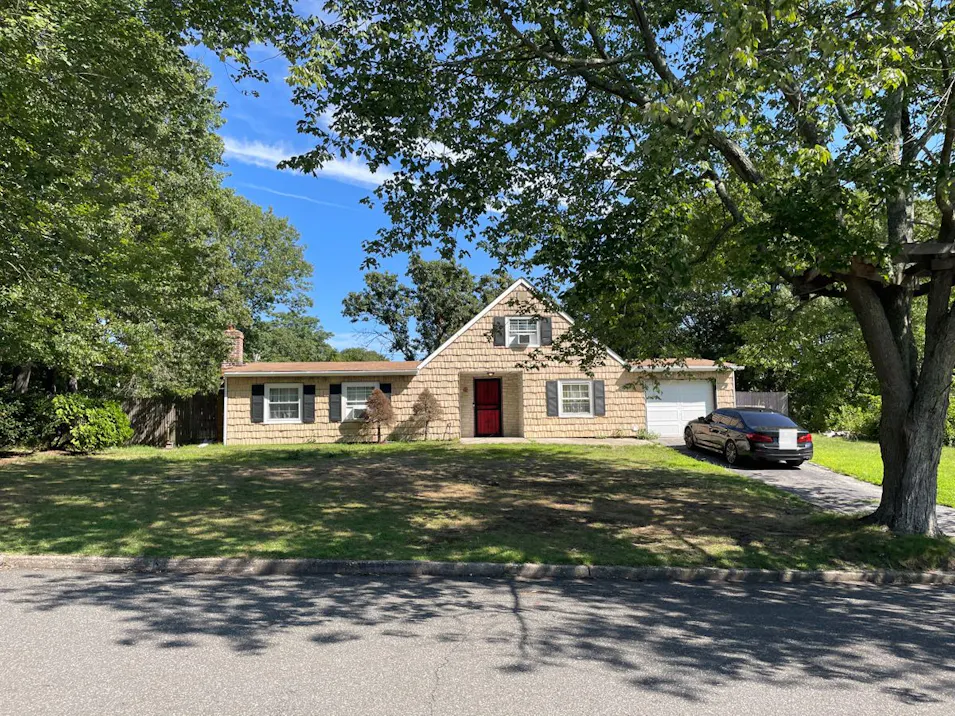 1 Campus Lane Ronkonkoma, NY 11779, Suffolk County