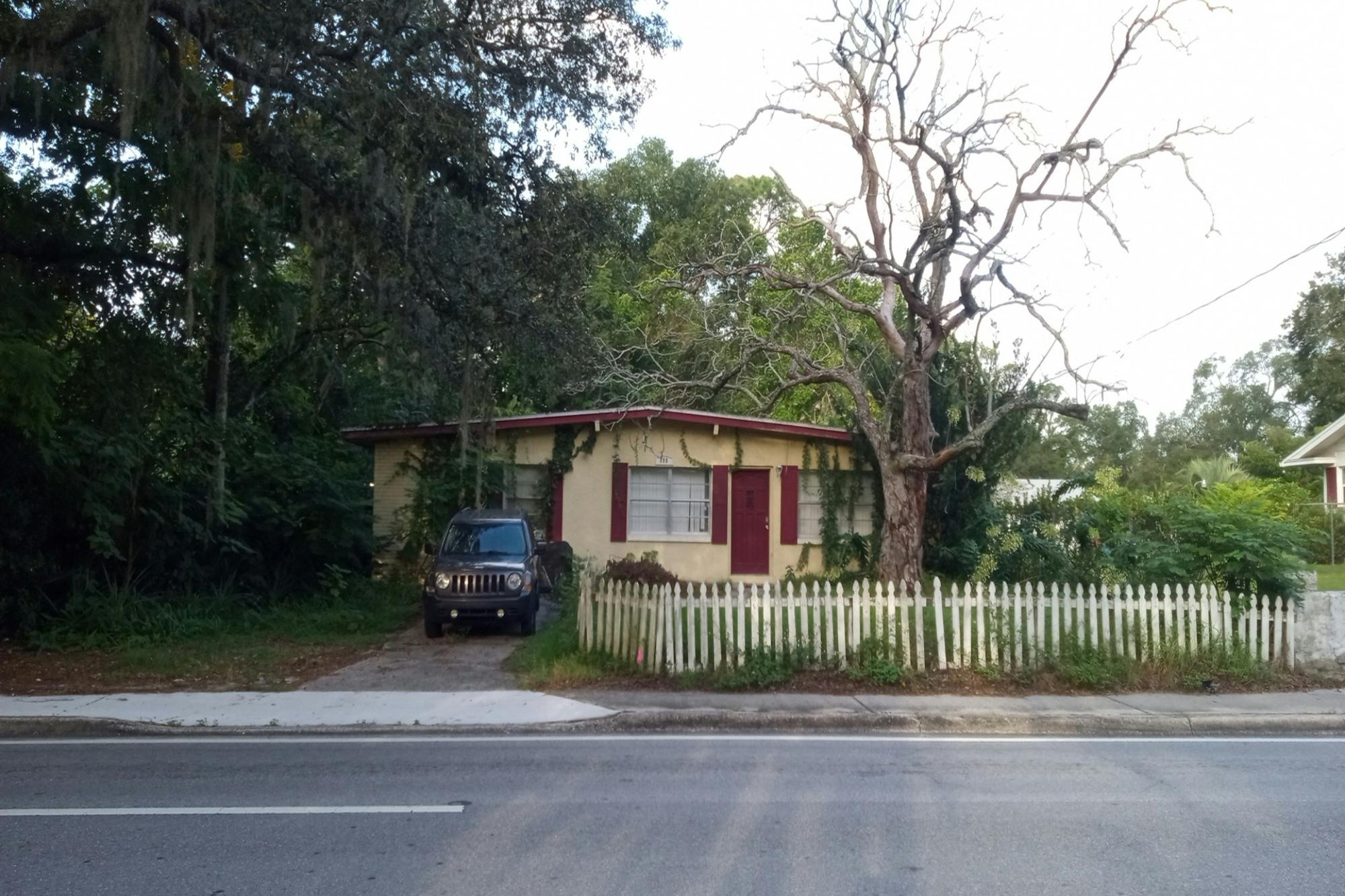 Palm Springs Dr, Altamonte Springs, FL 32701