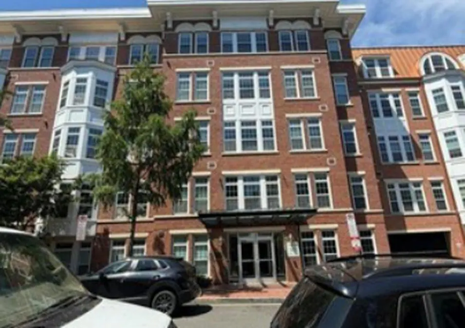 1451 Belmont St NW Apt 21 Washington, DC 20009, District of Columbia County