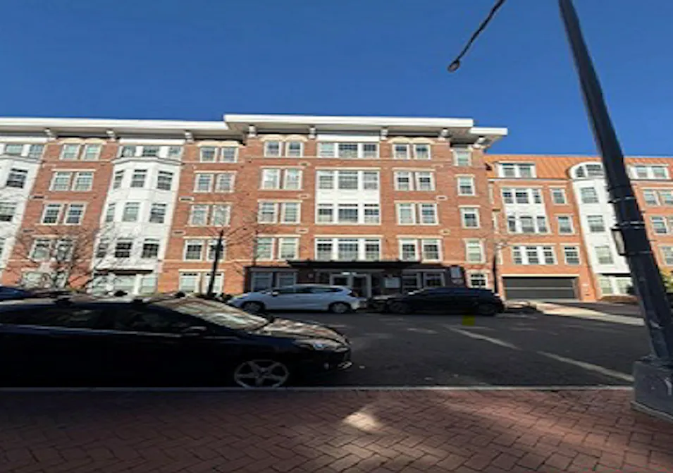 1451 Belmont St NW Apt 21 Washington, DC 20009, District of Columbia County