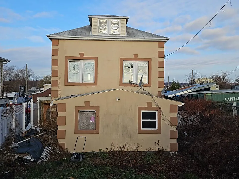 859 Father Capodanno Boulevard Staten Island, NY 10305, Richmond County