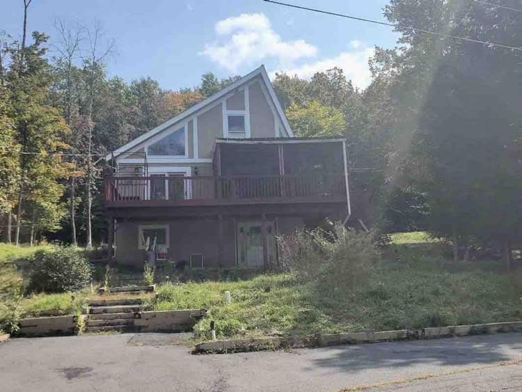 7 Berne Ct Woodridge, NY 12789, Sullivan County