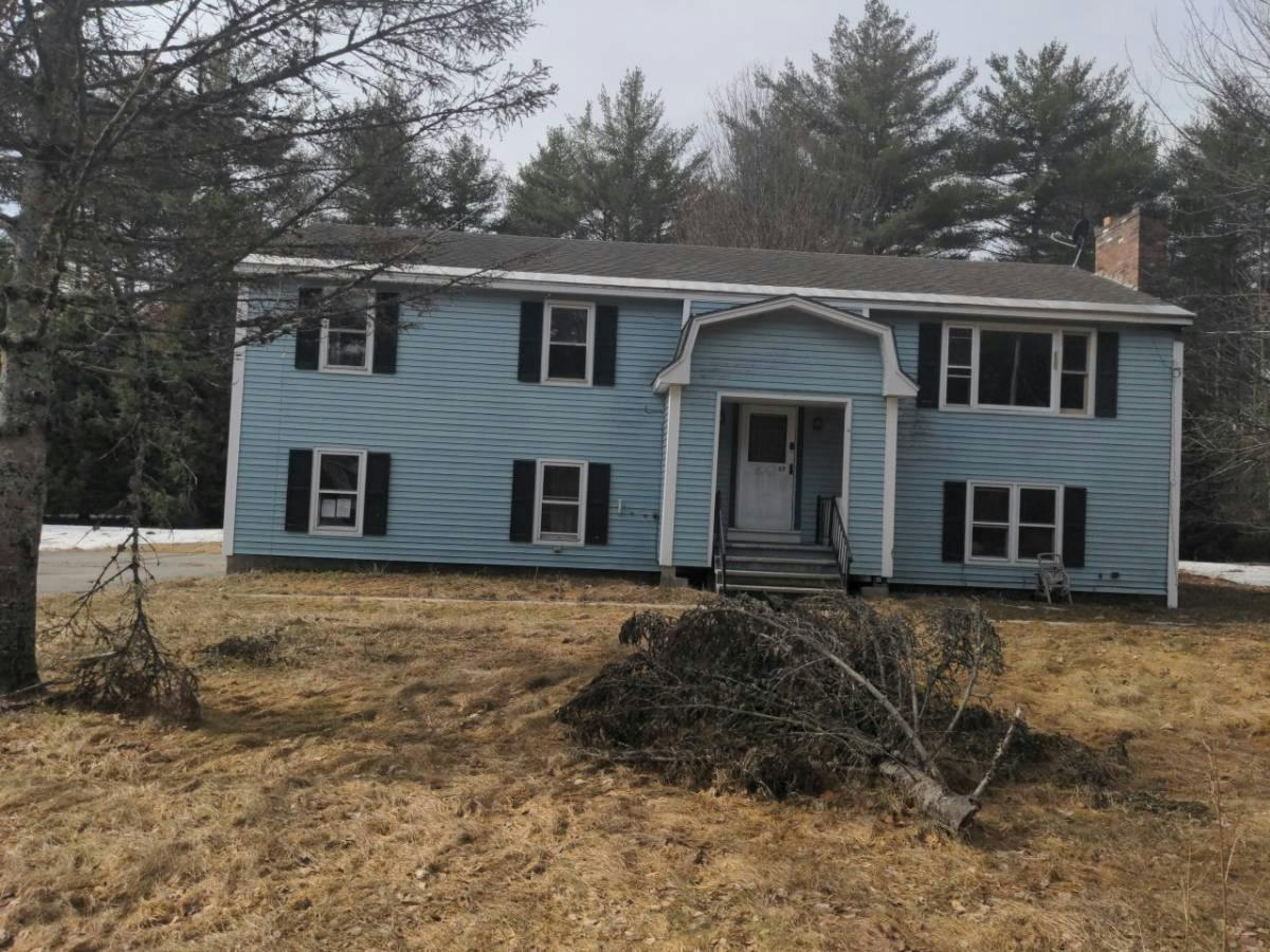 Landry Dr, Hollis Center, ME 04042