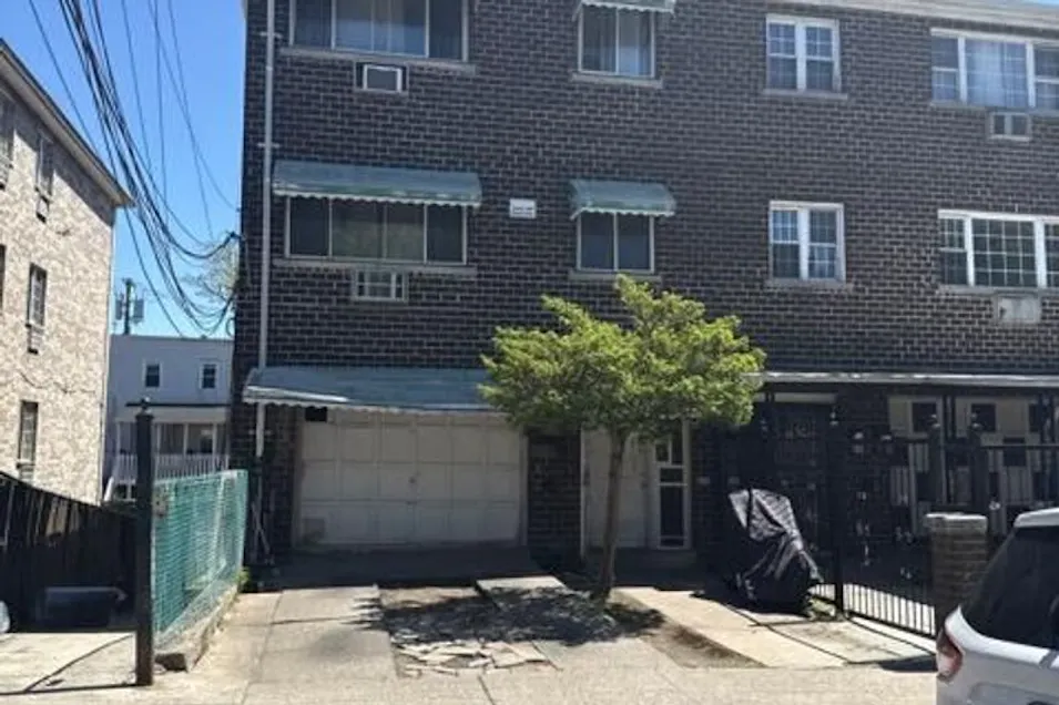 610 Mead St Bronx, NY 10460, Bronx County