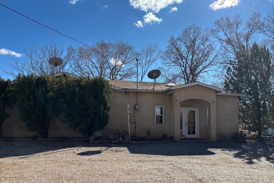 2120 Los Padillas Rd SW Albuquerque, NM 87105, Bernalillo County