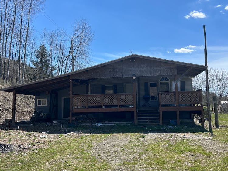 2398 Wyncoop Creek Rd, Lockwood, NY, 14859, USA