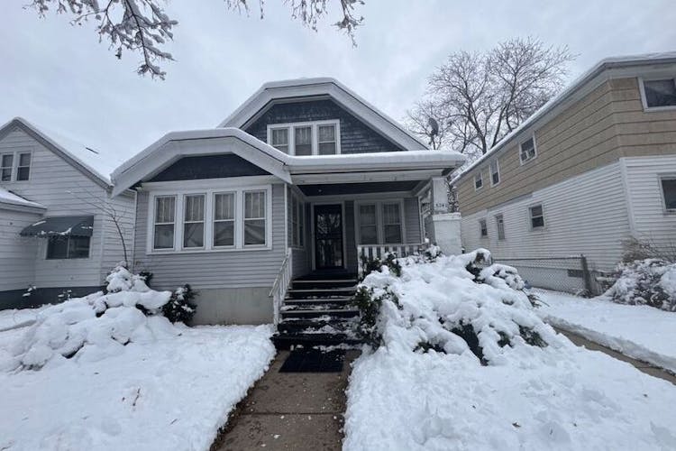 5246-46a N 34th St Milwaukee, WI 53209, Milwaukee County