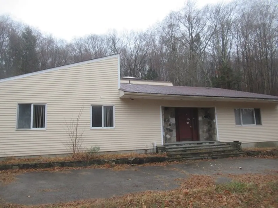 9 Jim Ln Putnam Valley, NY 10579, Putnam County