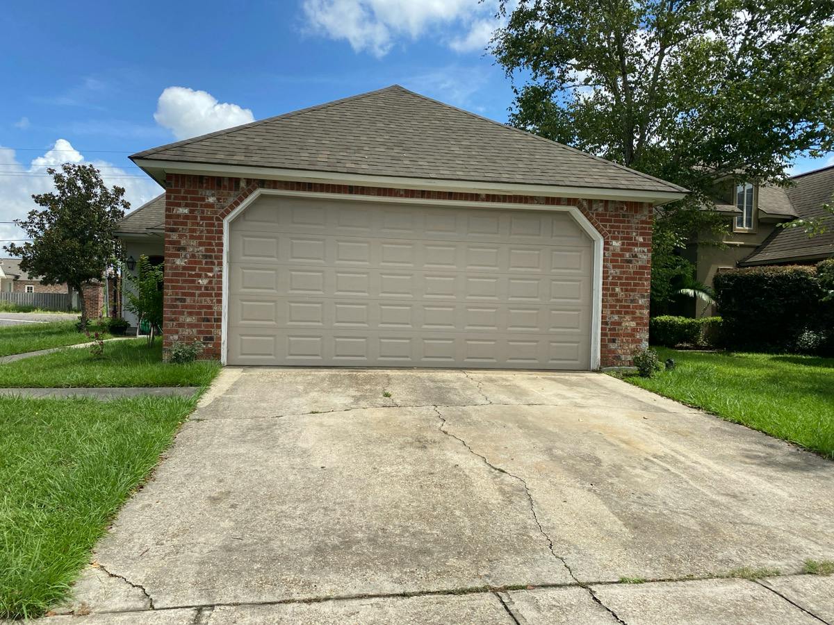 Old Towne Dr, Zachary, LA 70791