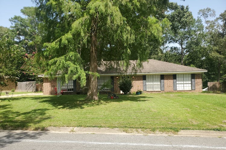 102 Lakeview Park Drive Monroe, LA 71203, Ouachita County