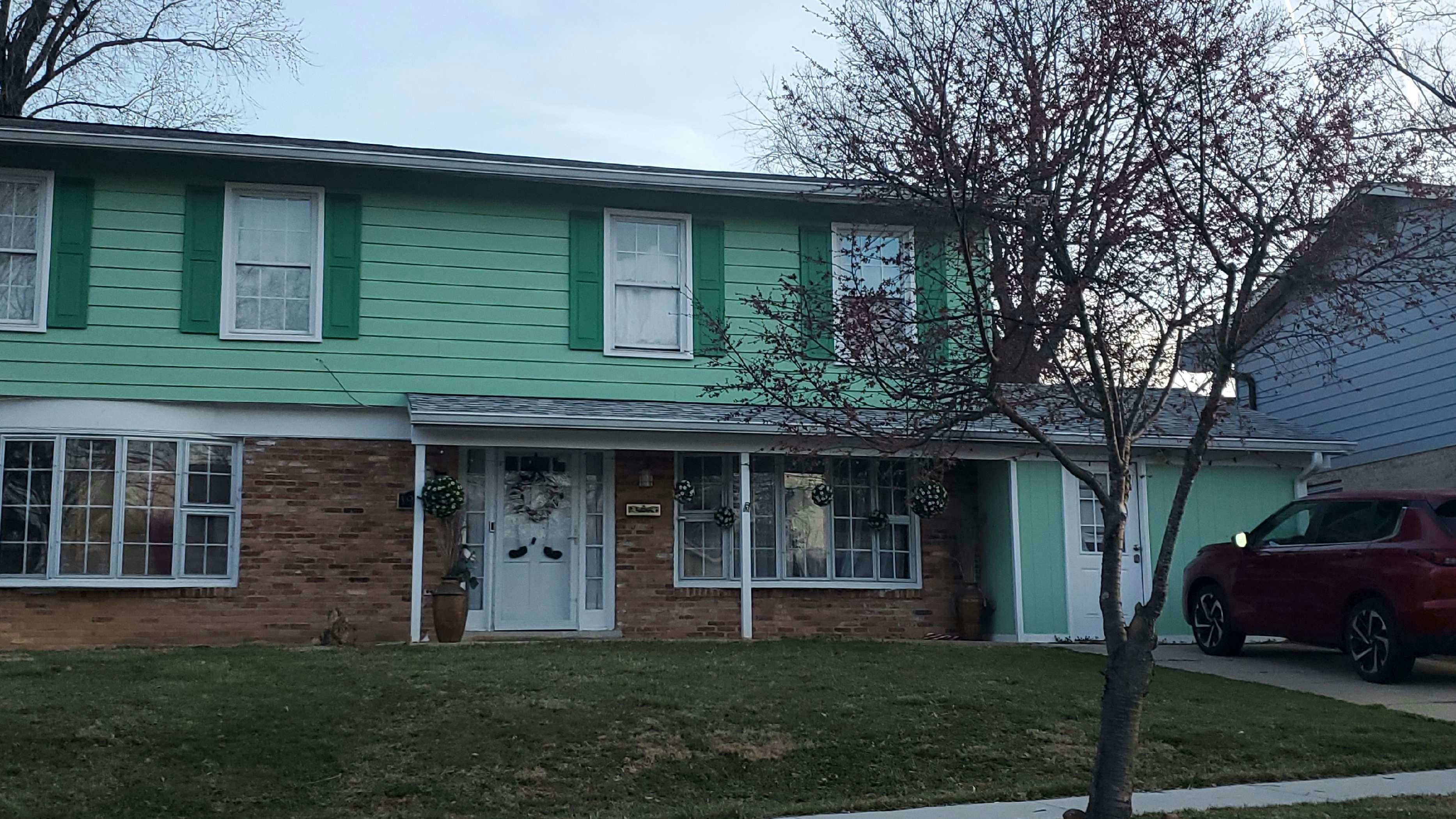 Dana Dr, Hyattsville, MD 20783