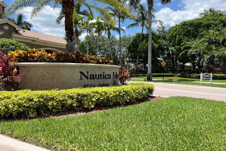 Palm Beach County, FL Online Property Auctions & Foreclosures for Sale -  Auction.com
