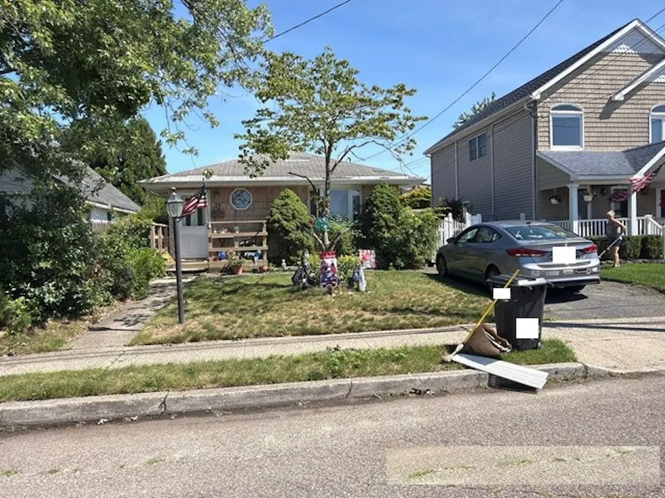 15 E Jackson Ave Babylon, NY 11702, Suffolk County