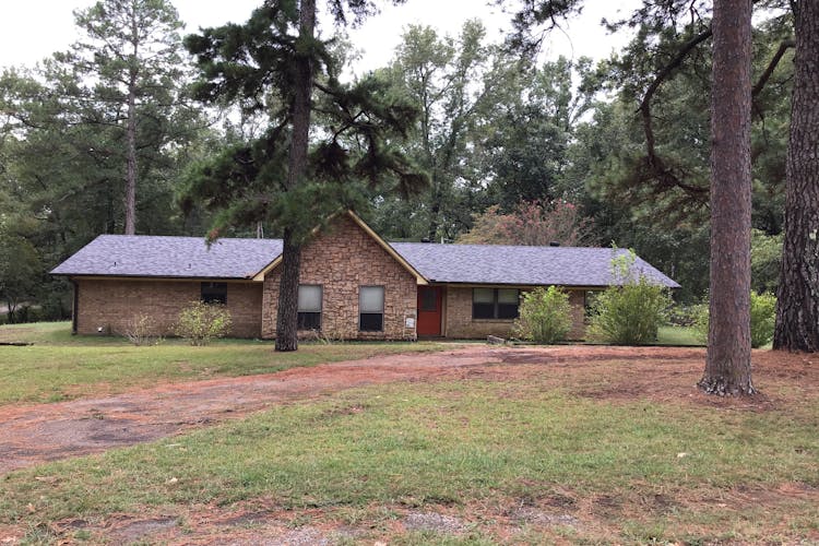 35 County Road 1114 Daingerfield, TX 75638, Morris County