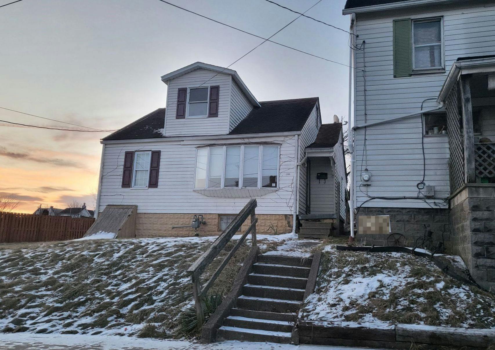 Ewing St, Washington, PA 15301 #1