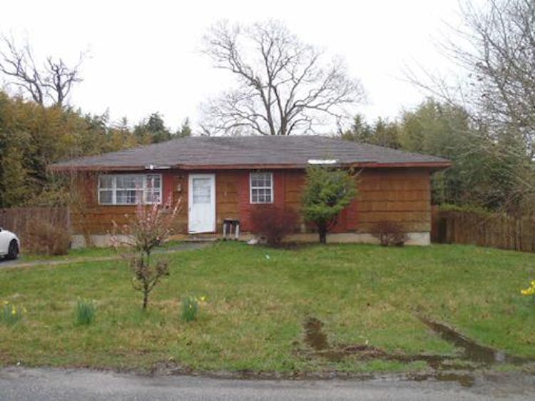 4 Stanley Drive Shirley, NY 11967, Suffolk County