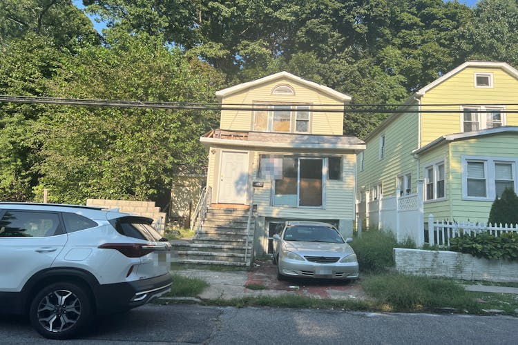 56 Touissant Avenue Yonkers, NY 10710, Westchester County