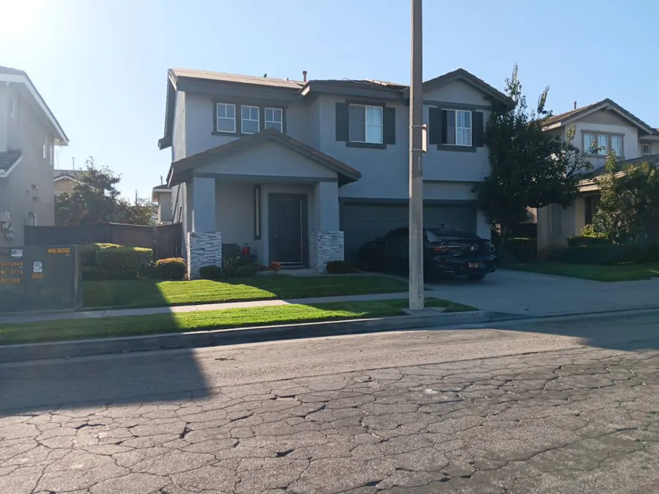 7503 Marbrisa Ave Walnut Park, CA 90255, Los Angeles County