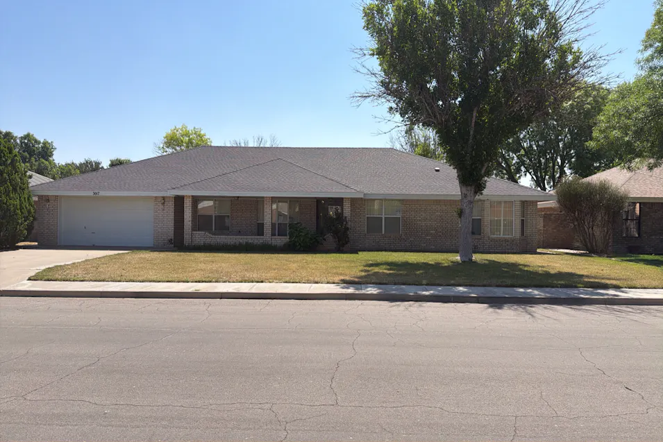 3017 Mesa Verde St Roswell, NM 88201, Chaves County
