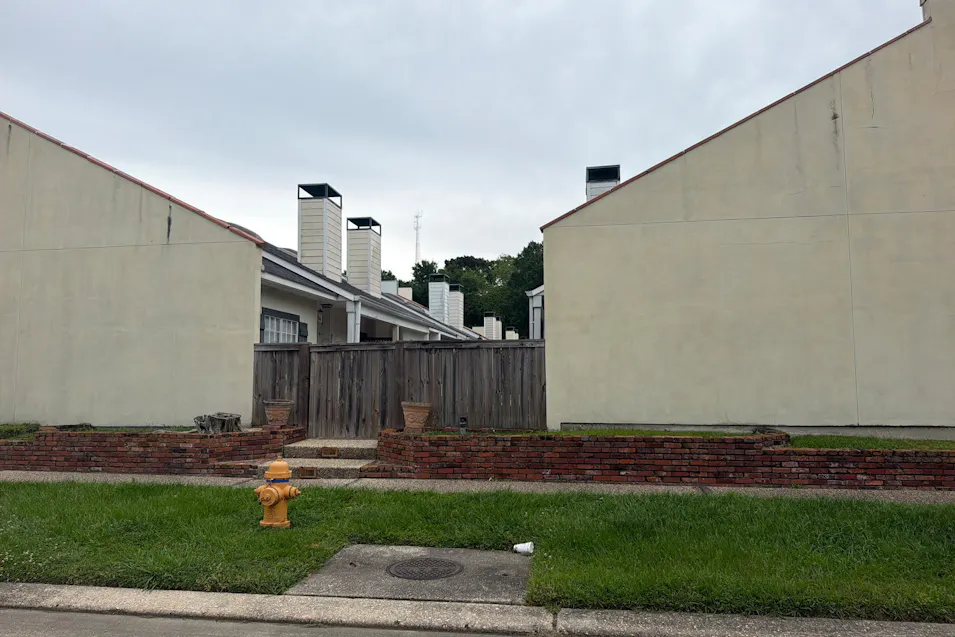 239 Ocean Dr Baton Rouge, LA 70806, East Baton Rouge Parish County
