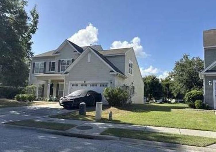 8446 Middle River Way North Charleston, SC 29420, Berkeley County