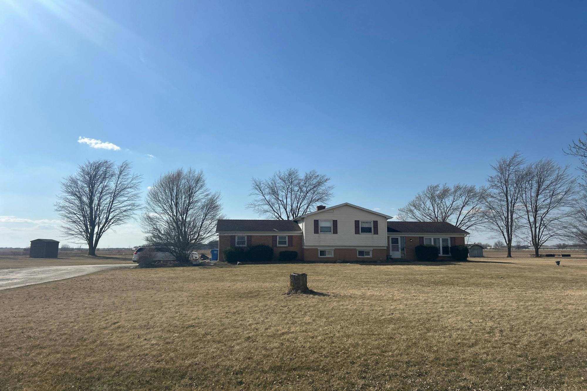 Roussey Rd, Woodburn, IN 46797