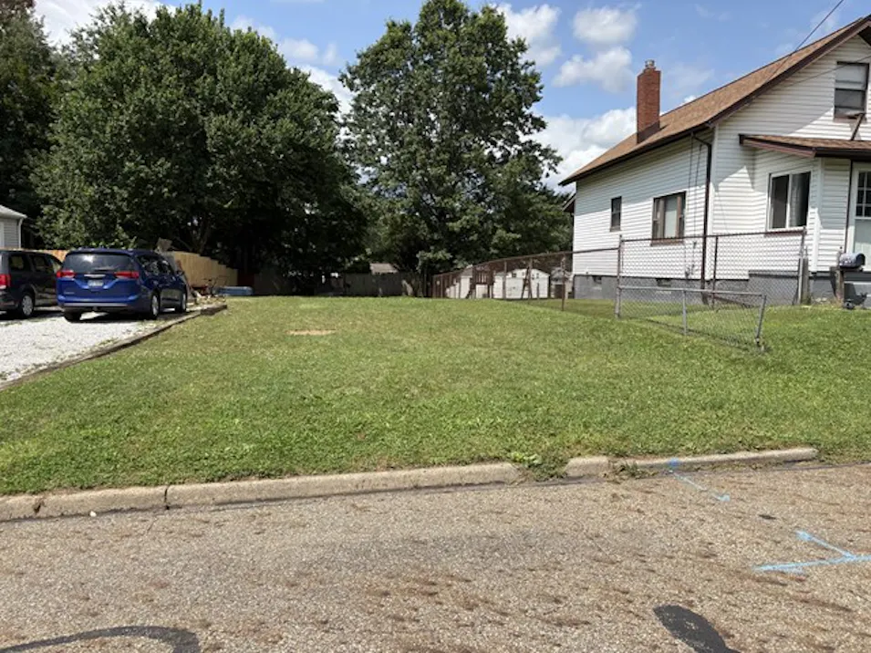 491 Taft Ave Barberton, OH 44203, Summit County