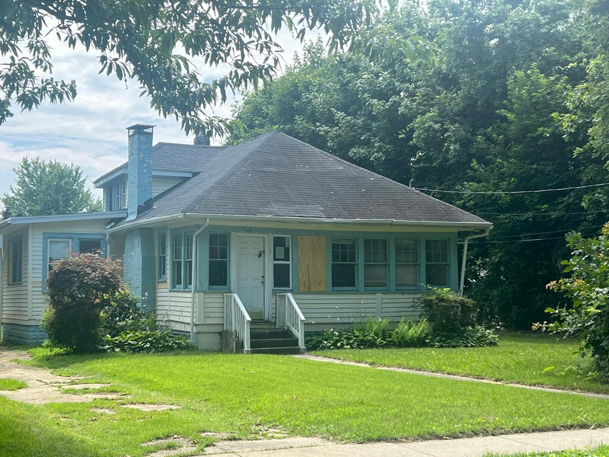 Wilson Pl, Freeport, NY 11520