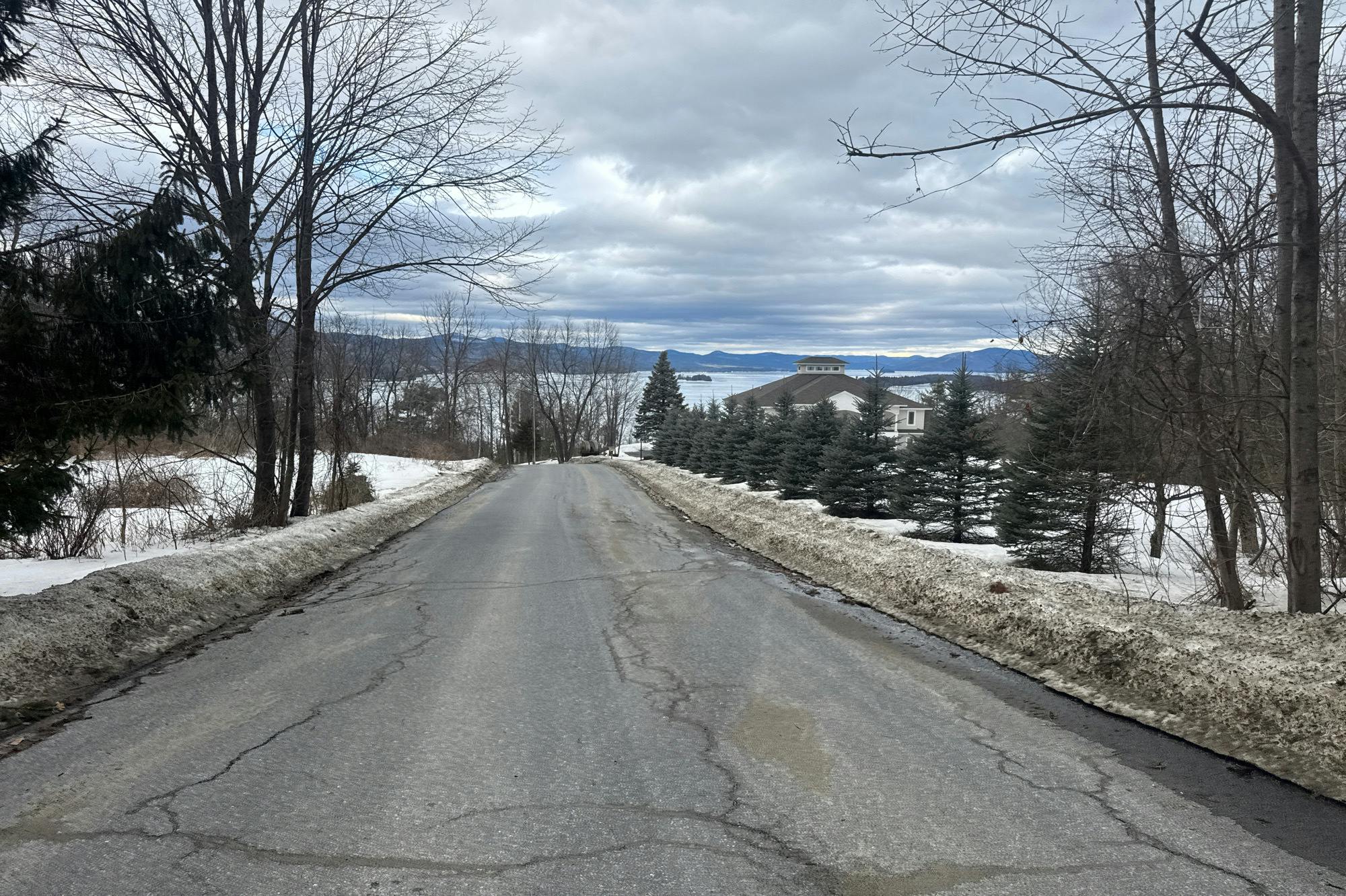 Lockhart Mountain Rd, Lake George, NY 12845