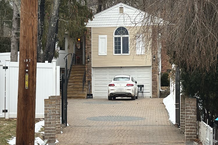 183 Woodbury Road Woodbury, NY 11797, Nassau County