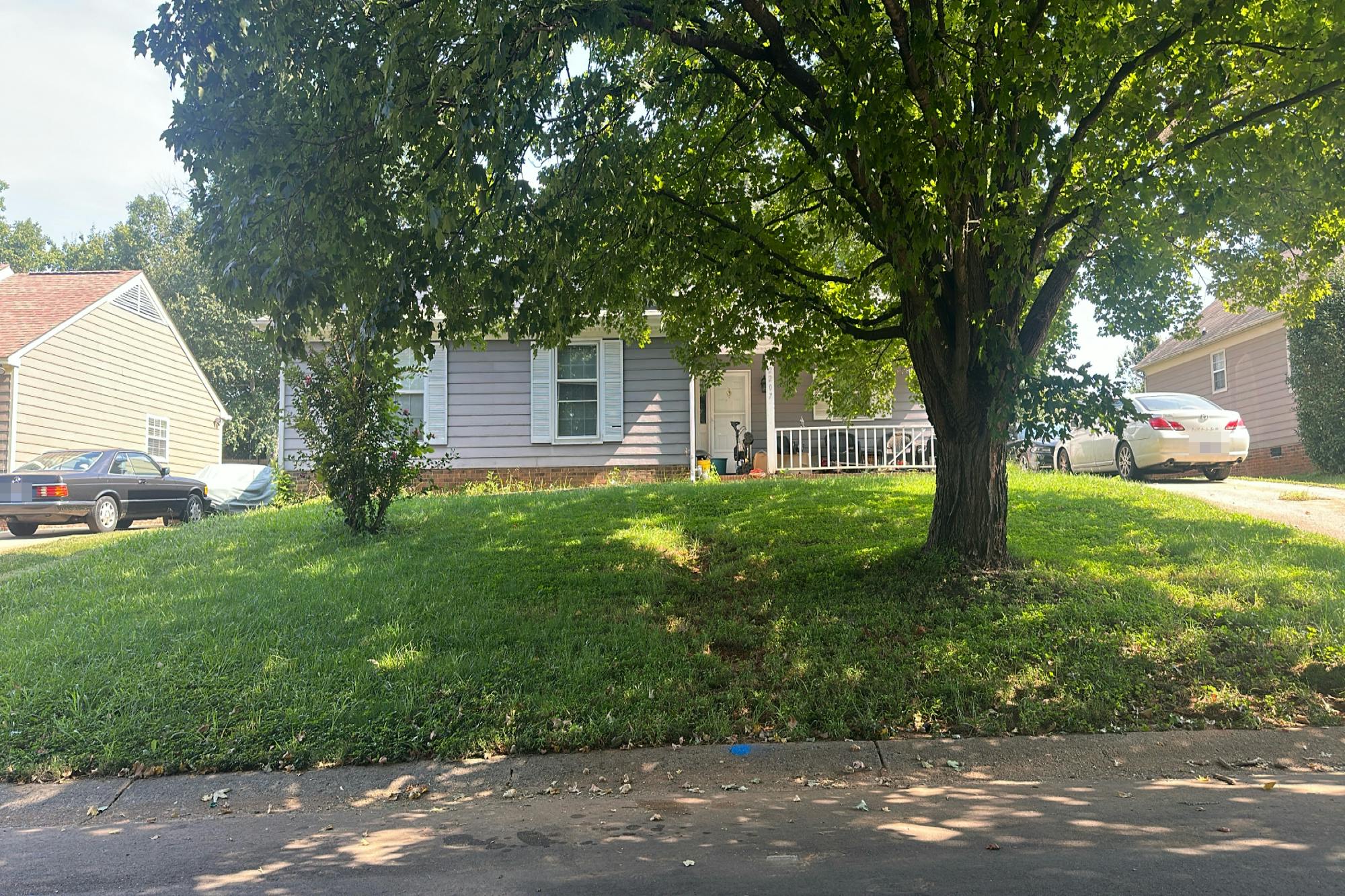 Heather Glen Ln, Charlotte, NC 28208