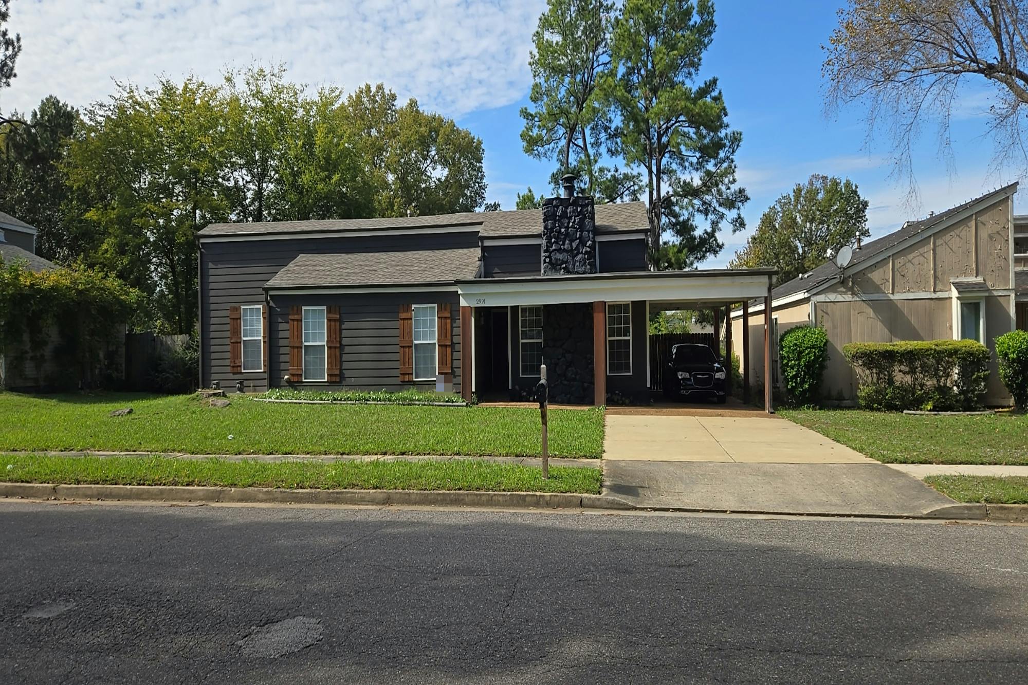 Oak Allee St, Memphis, TN 38115