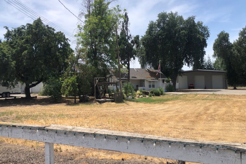 958 N 5 12 Ave Kingsburg, CA 93631, Kings County