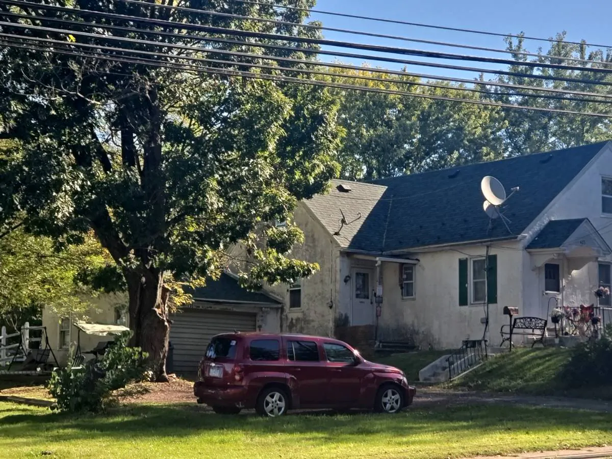 Diamond St, Sellersville, PA 18960