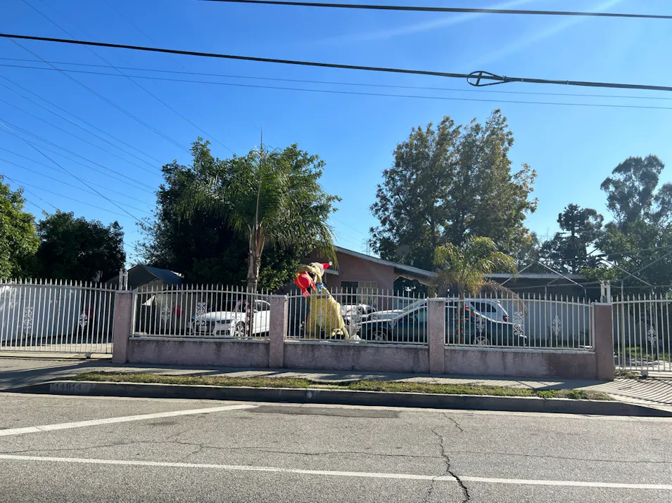 14914 Chatsworth Dr Mission Hills, CA 91345, Los Angeles County