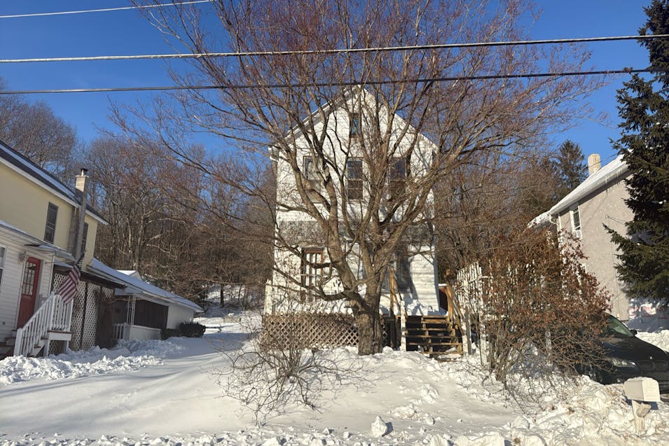 124 Woodlawn Ave Mountain Top, PA 18707, Luzerne County