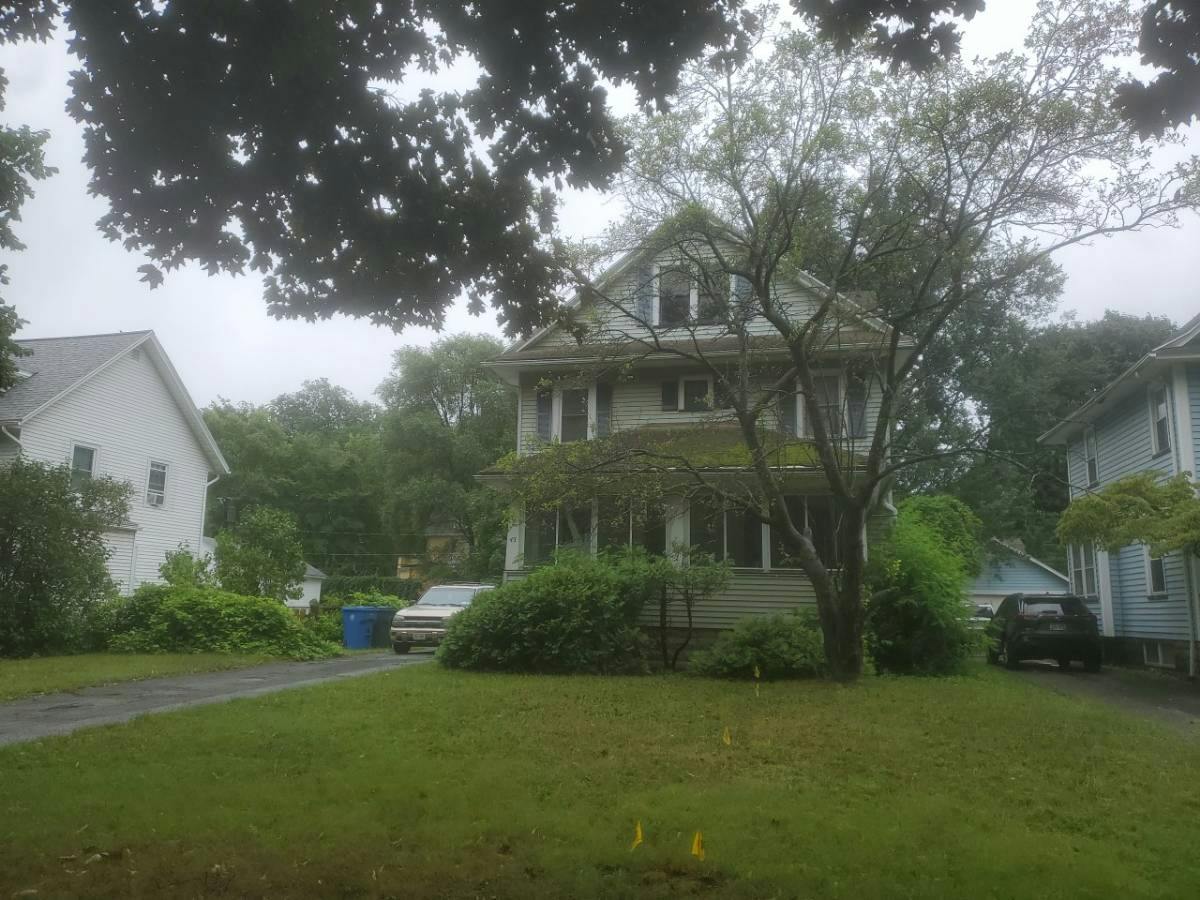 Navarre Rd, Rochester, NY 14621