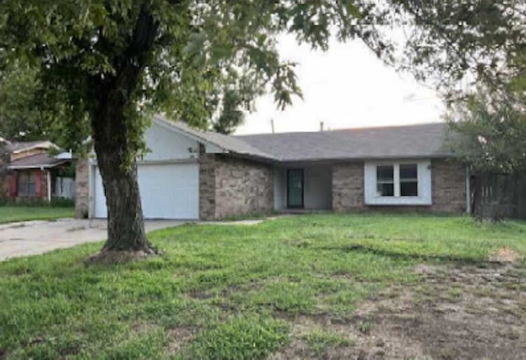 2529 Eagle Rd Ponca City, OK 74601, Kay County