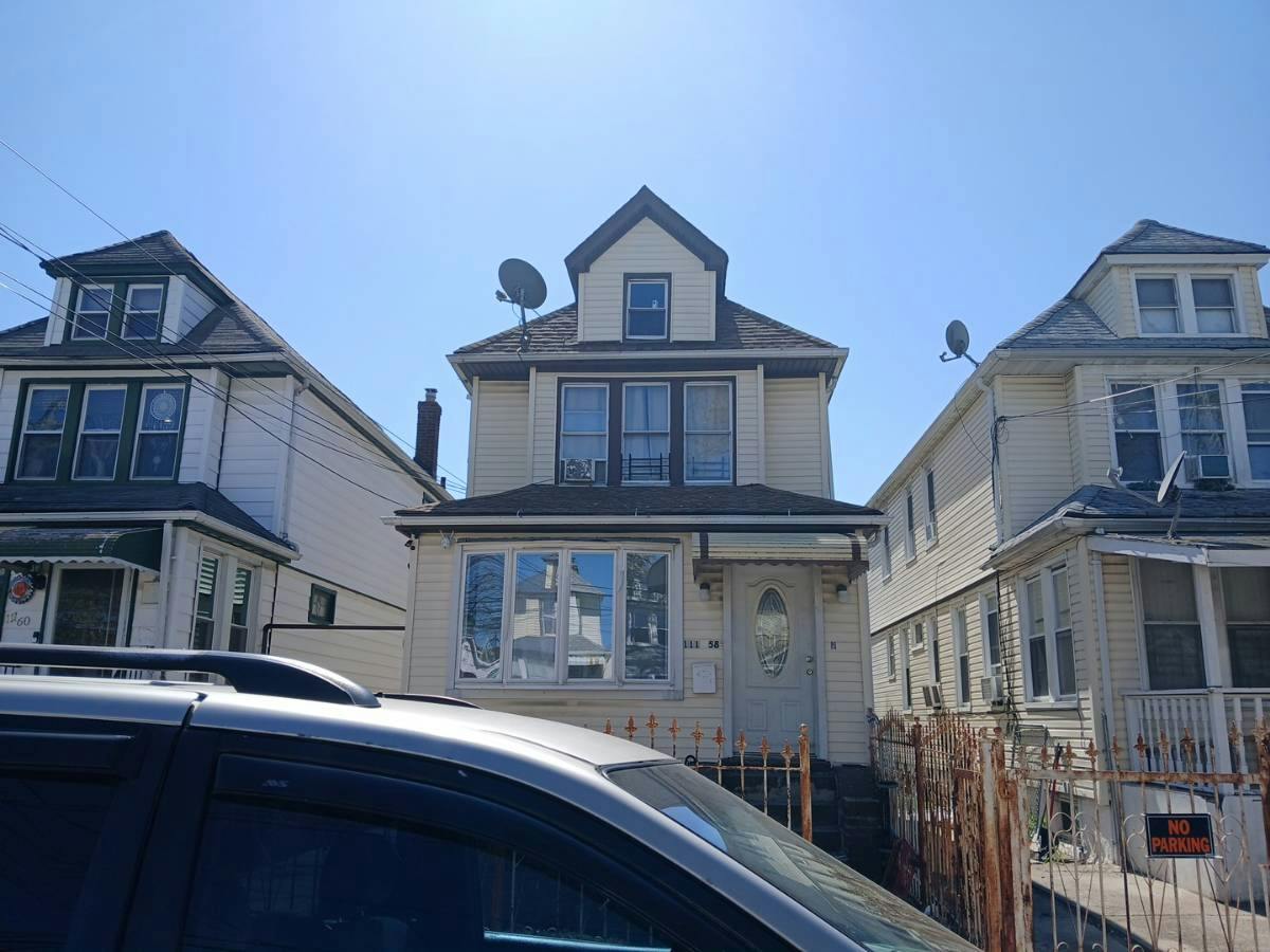 128th St, South Ozone Park, NY 11420