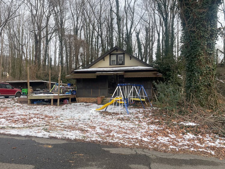 210 Davidson Rd Greenville, SC 29609, Greenville County