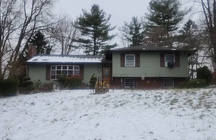 26 Monroe Drive Poughkeepsie, NY 12601, Dutchess County