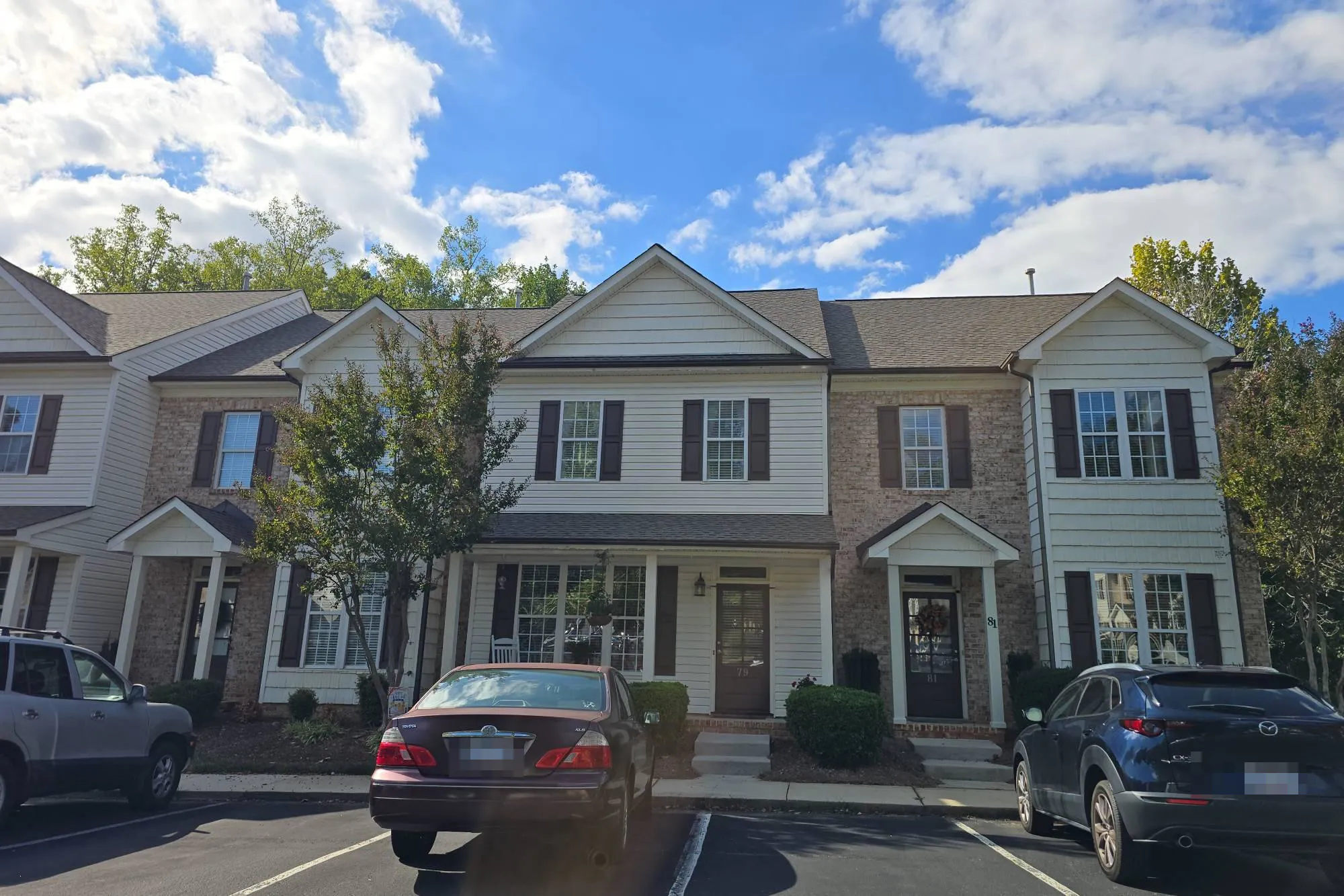 Rhododendron Dr, Greensboro, NC 27455