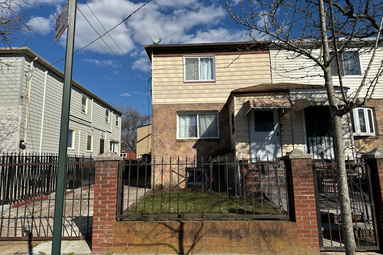 330 Beach 12th Street Far Rockaway, NY 11691, Queens County