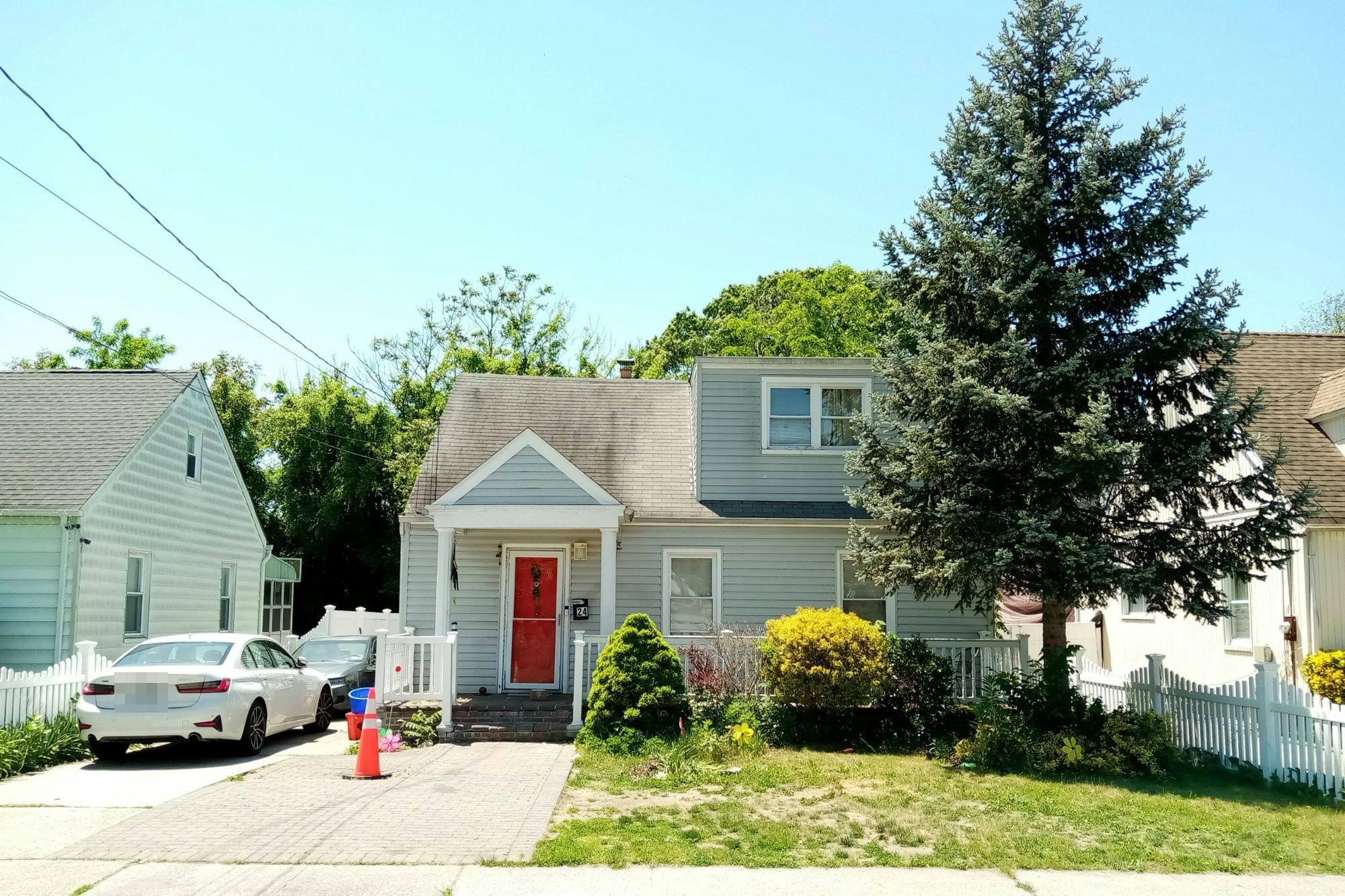 Parkside Rd, West Hempstead, NY 11552