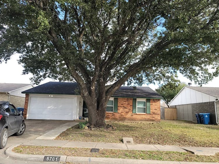 5701 Oak Lane Rowlett, TX 75089, Dallas County