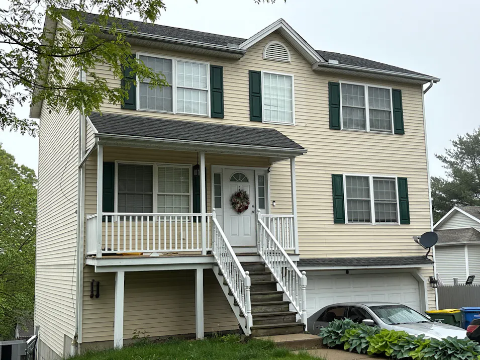 16 Ruel St Waterbury, CT 06704, New Haven County