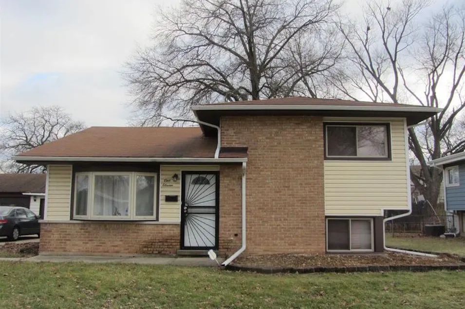 111 Algonquin Street Park Forest, IL 60466, Cook County