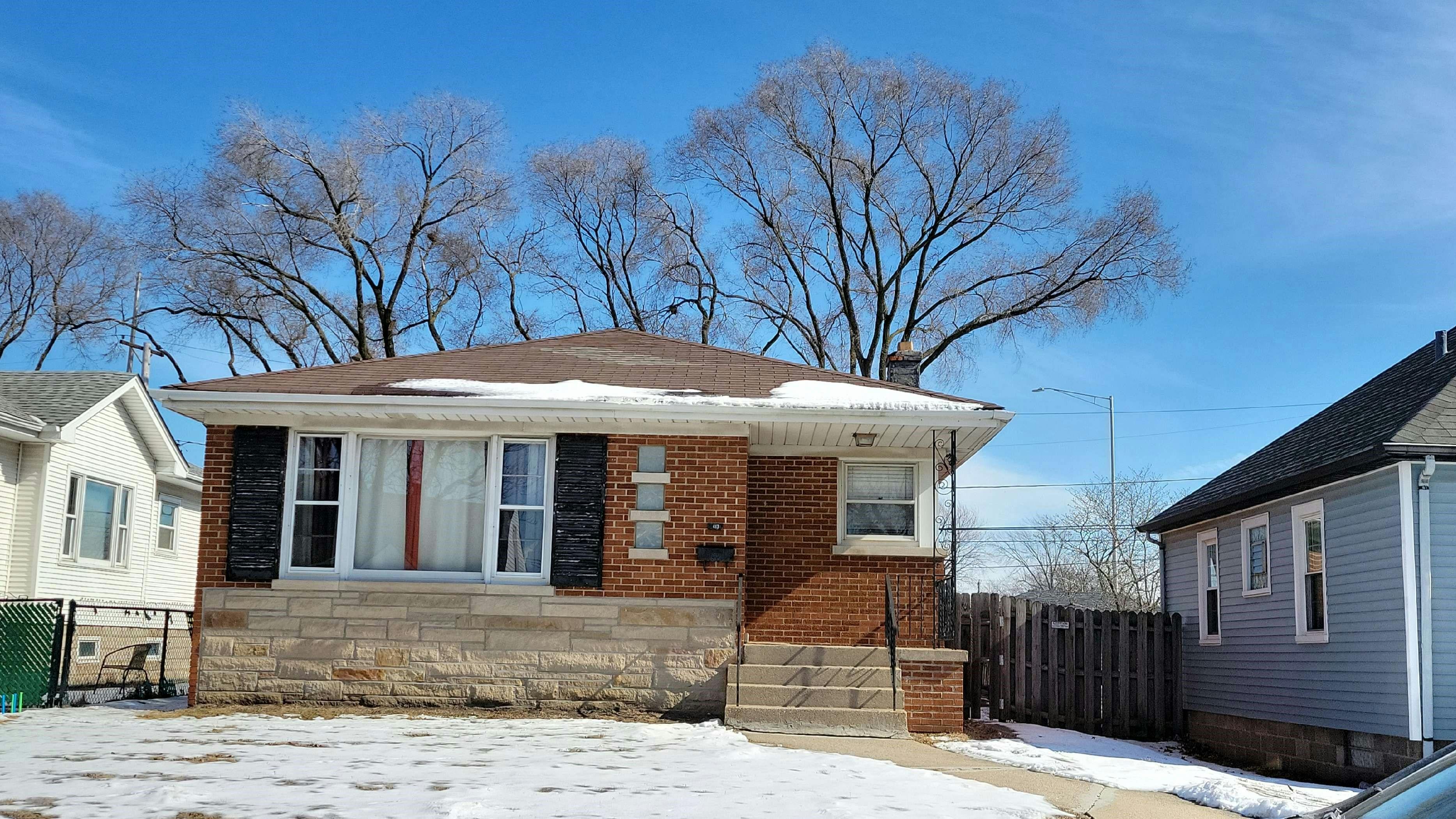 Greenbay Ave, Calumet City, IL 60409